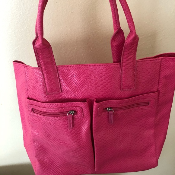 Neiman Marcus Handbags - Gorgeous new Neiman Marcus Bag